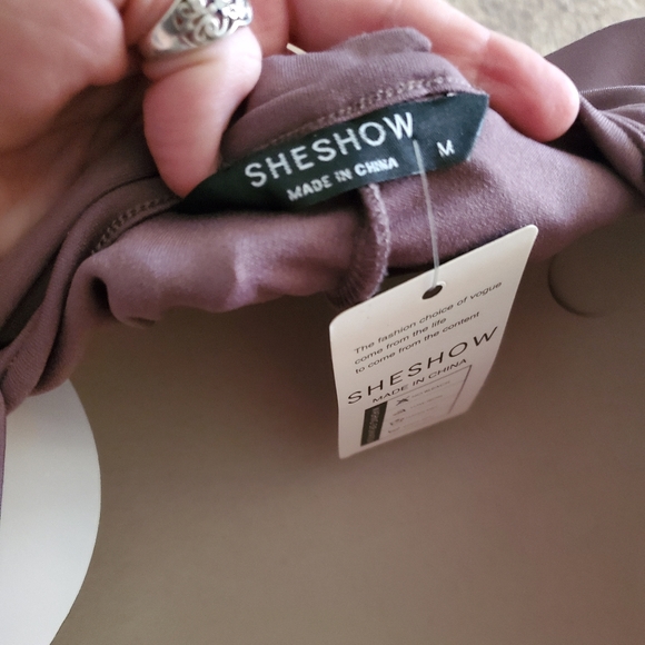 Dress - Picture 3 of 3